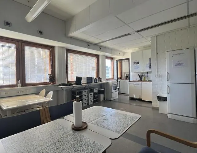 Office House Services 656 *